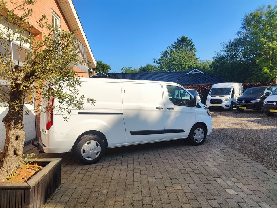 Ford Transit Custom 320L 2,0 TDCi 130 Trend