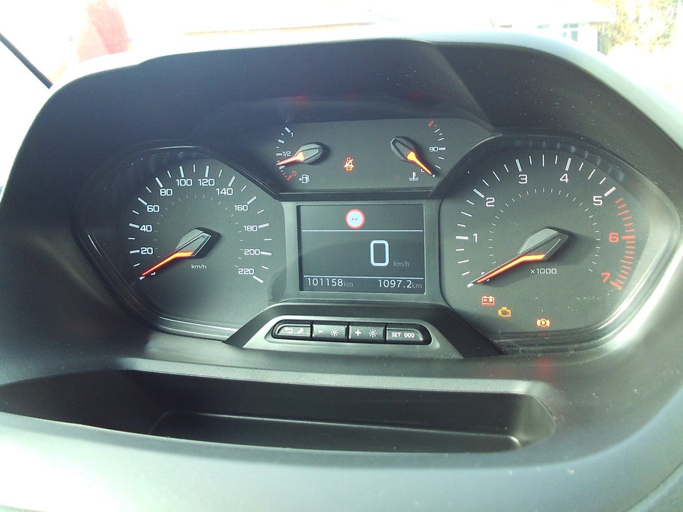 Peugeot Partner 1,5 BlueHDi 100 L1V1 Plus Van