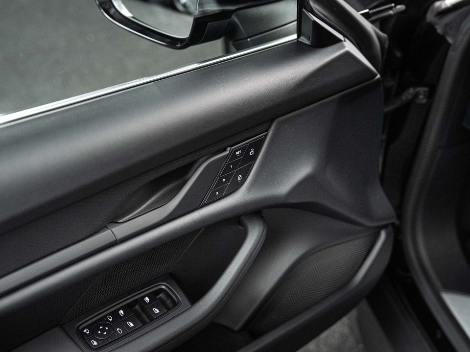 Porsche Taycan 4S Sport Turismo 5d