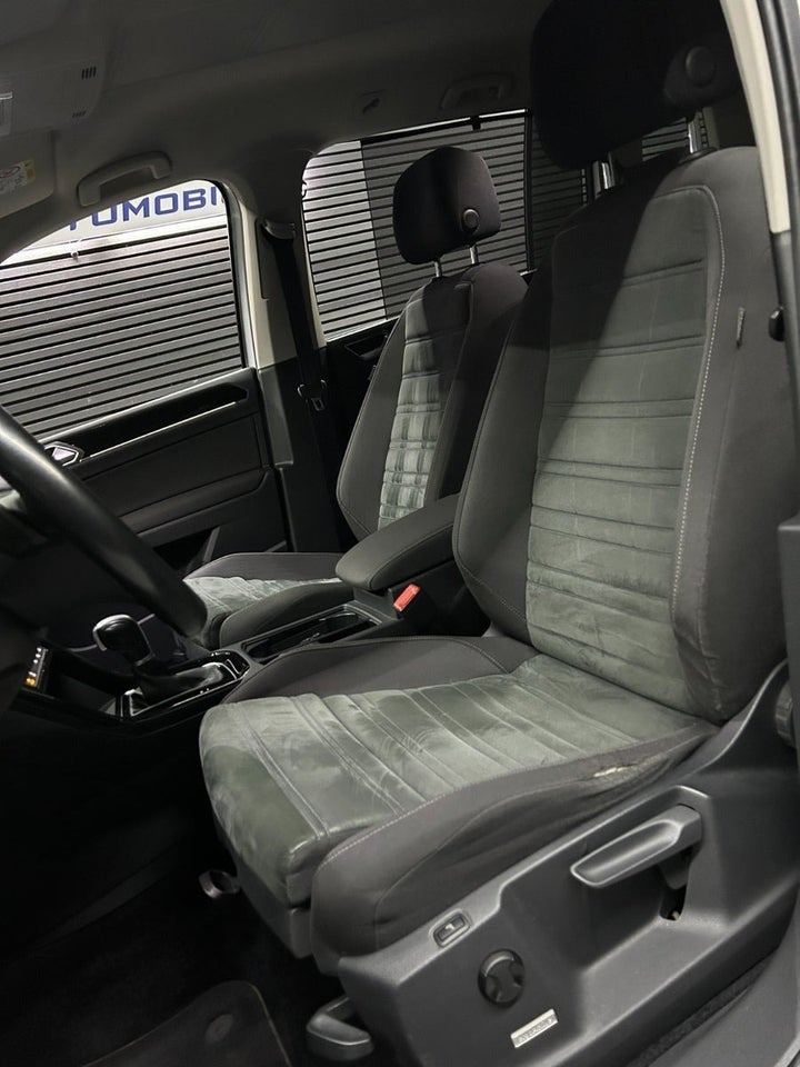 VW Touran 2,0 TDi 190 R-line DSG 5d