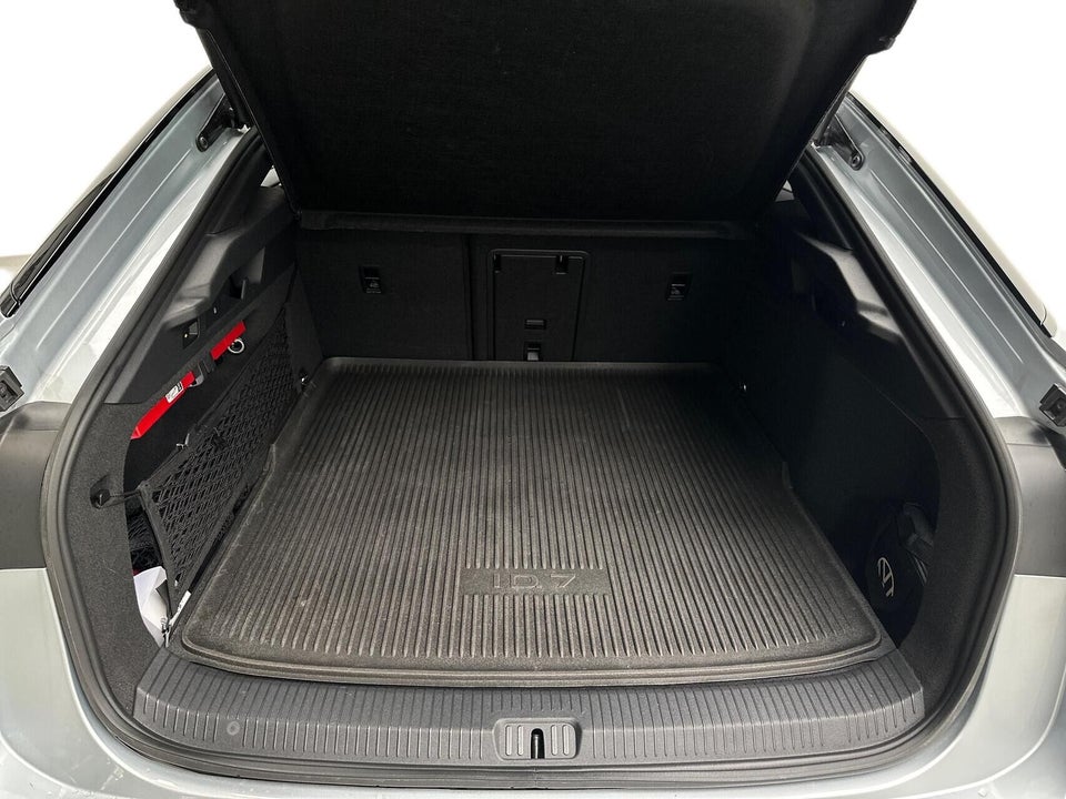 VW ID.7 86 Style S 5d