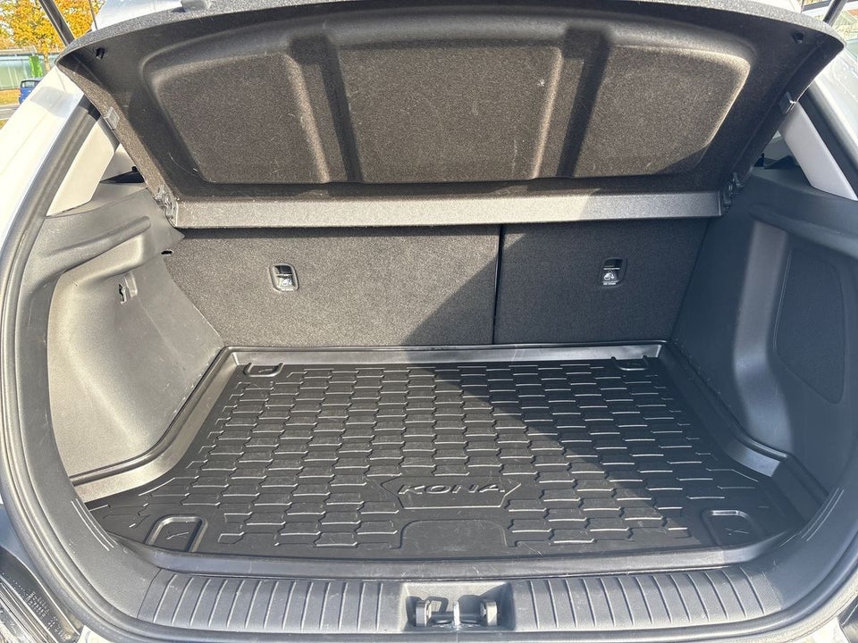 Hyundai Kona 64 EV Ultimate 5d