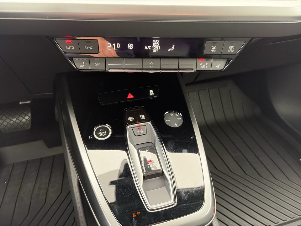 Audi Q4 e-tron 40 Attitude 5d