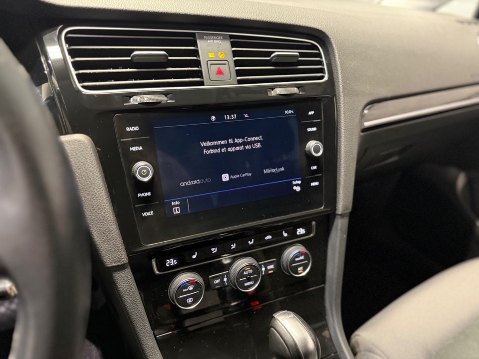 VW Golf VII 1,5 TSi 150 Highline DSG 5d