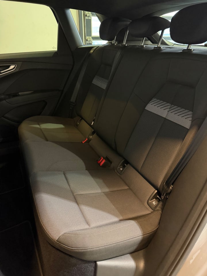 Audi Q4 e-tron 40 Advanced S-line 5d