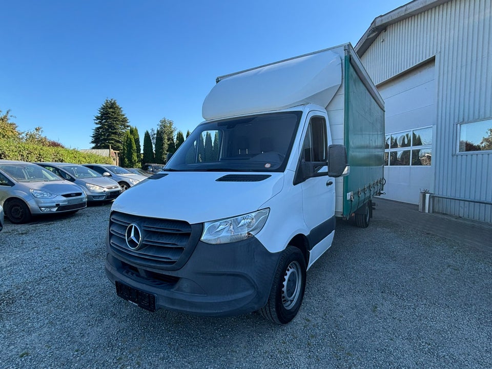 Mercedes Sprinter 319 3,0 CDi A3 Chassis aut. RWD 2d