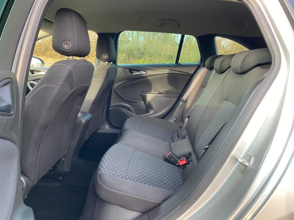 Opel Astra 1,0 T 105 Excite Sports Tourer 5d