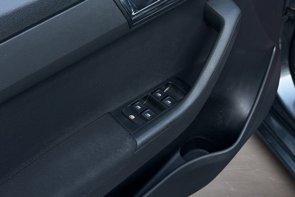 Skoda Fabia 1,0 TSi 110 Ambition DSG 5d