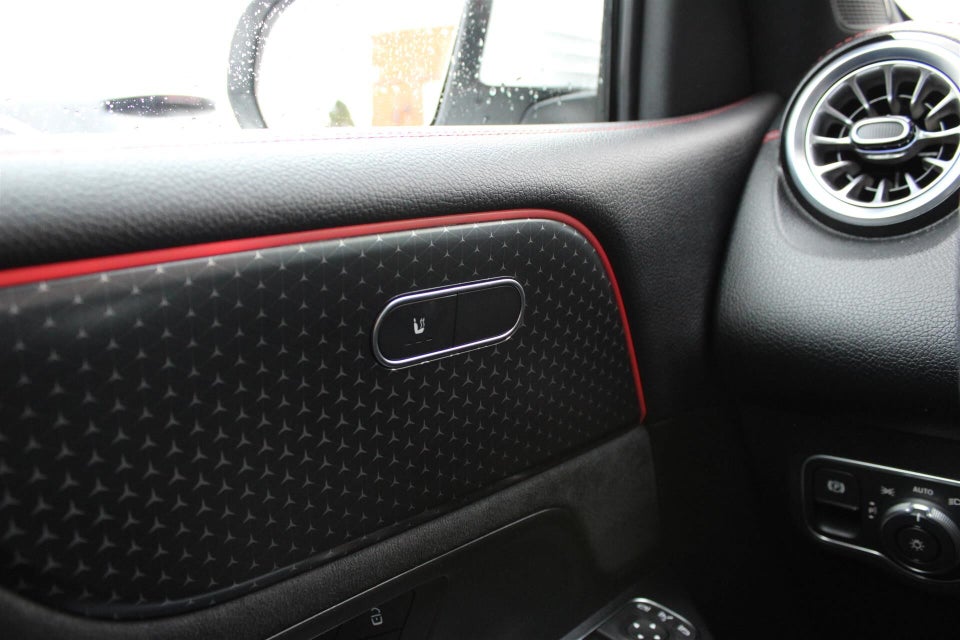 Mercedes EQB350 AMG Line 4Matic 7prs 5d