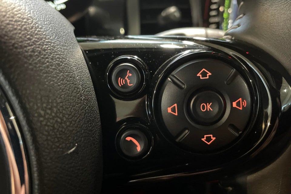 MINI Cooper SE Maximise 3d