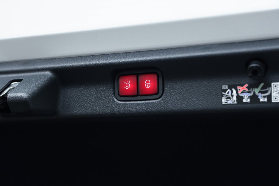 Mercedes EQE350+ AMG Line 4d