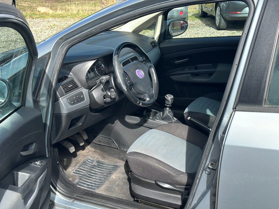 Fiat Punto Evo 1,4 Active 5d