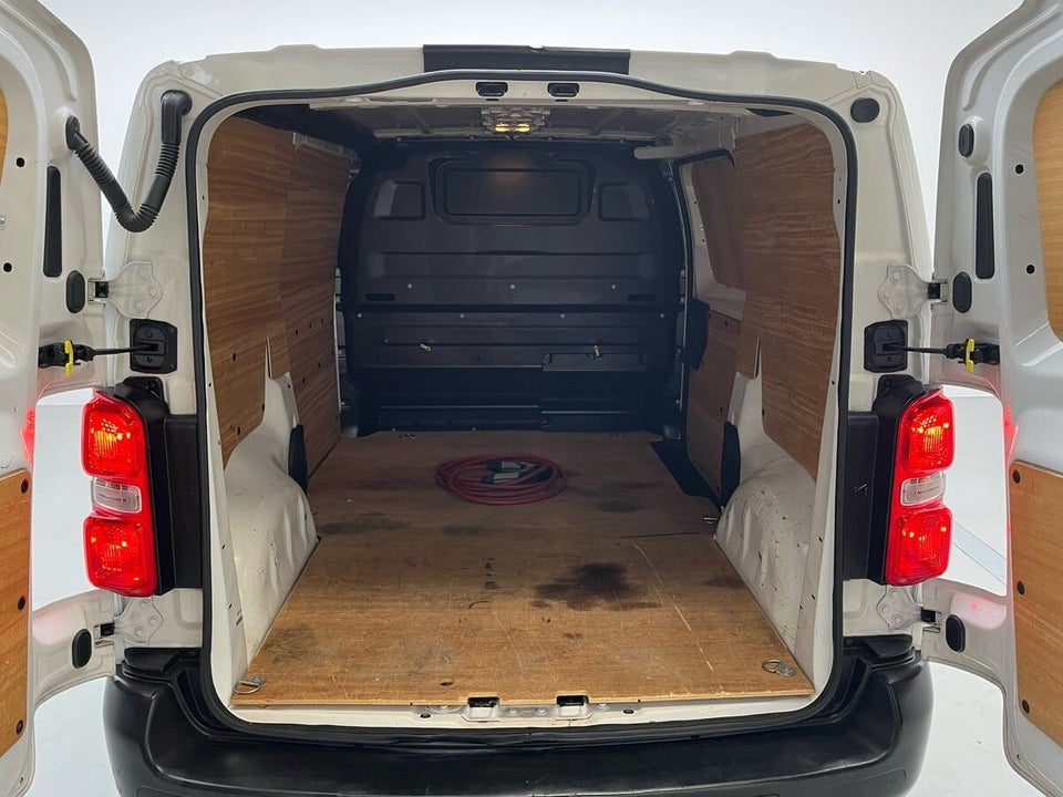 Peugeot e-Expert 50 L2 Premium Van