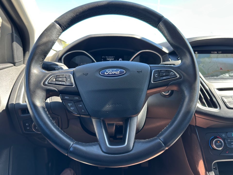 Ford Focus 1,0 EcoBoost Titanium stc. 5d