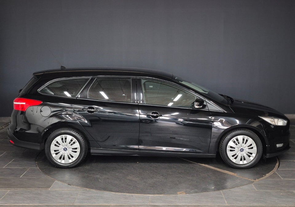 Ford Focus 1,0 SCTi 125 Business stc. 5d
