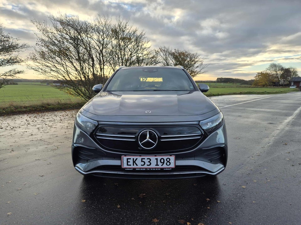 Mercedes EQA300 AMG Line 4Matic 5d
