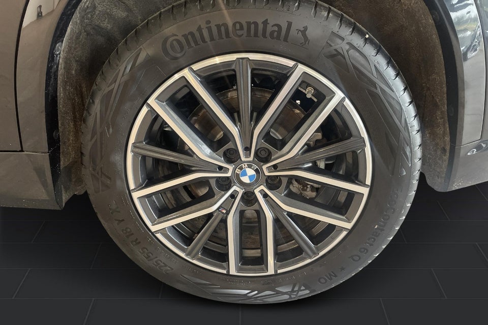 BMW iX1 eDrive20 M-Sport 5d