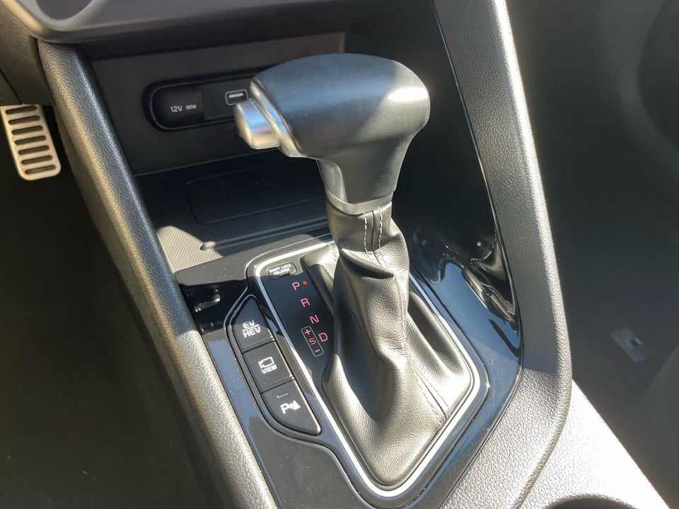 Kia Niro 1,6 PHEV Premium DCT 5d
