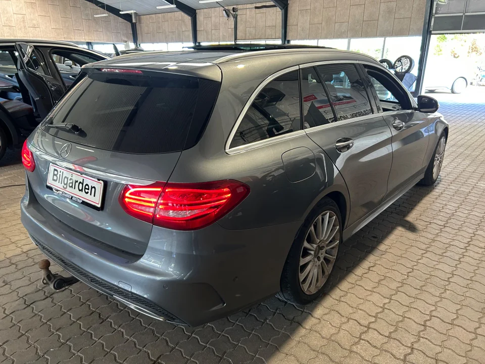 Mercedes C220 d 2,2 AMG Line stc. aut. 5d