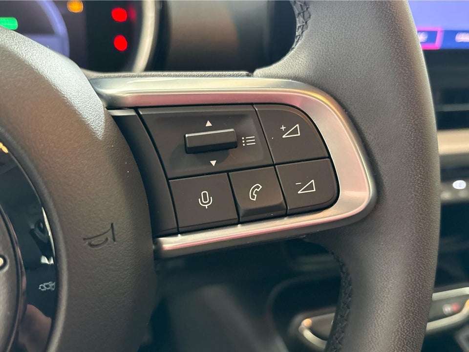 Fiat 600e 54 (RED) 5d