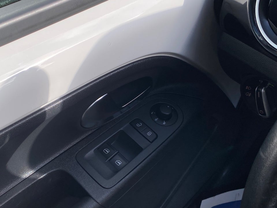 VW Up! 1,0 60 High Up! BMT 5d