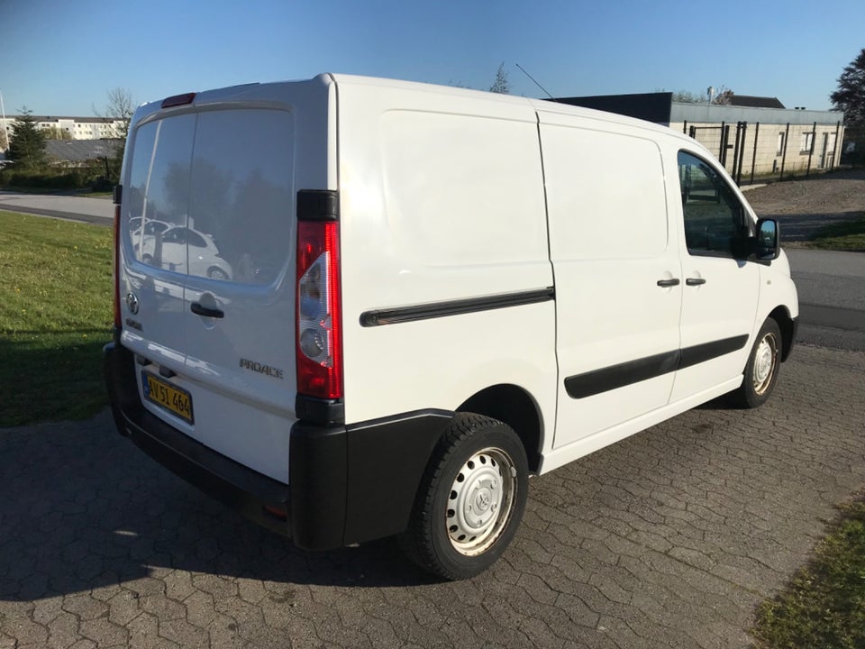 Toyota ProAce 2,0 D 128 T1 L1H1 5d