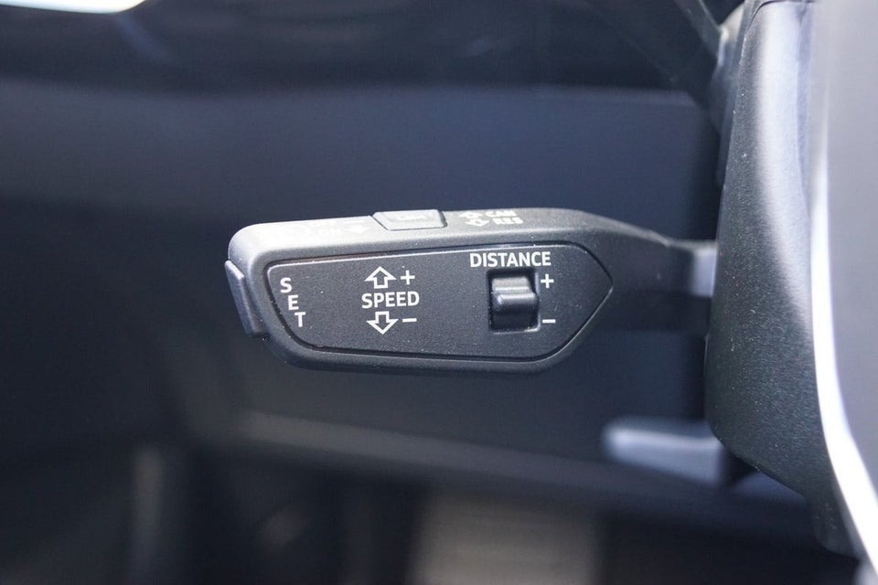 Audi Q8 e-tron 55 Advanced quattro 5d