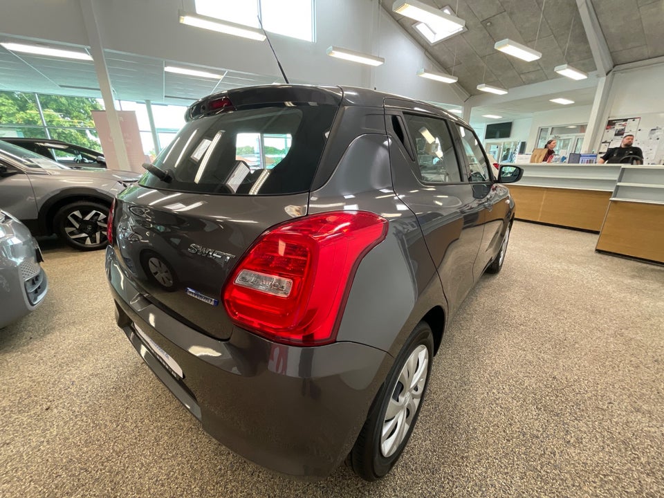 Suzuki Swift 1,2 mHybrid Club Touch 5d