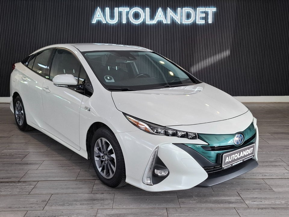 Toyota Prius 1,8 Plug-in Hybrid H3 MDS 5d