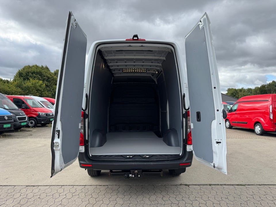 Mercedes Sprinter 316 2,2 CDi A2 Kassevogn aut. RWD
