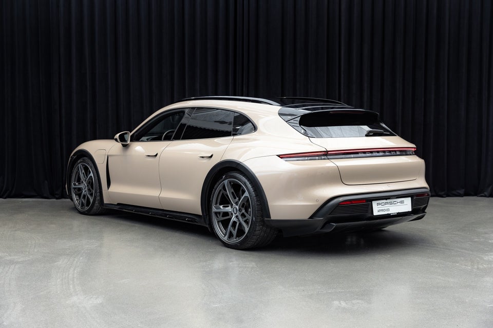 Porsche Taycan 4 Performance+ Cross Turismo 5d