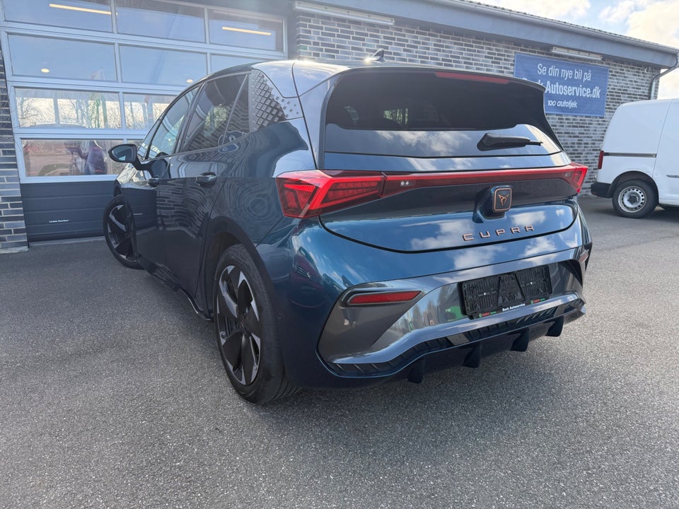 Cupra Born 58 Dinamica Pack High 5d