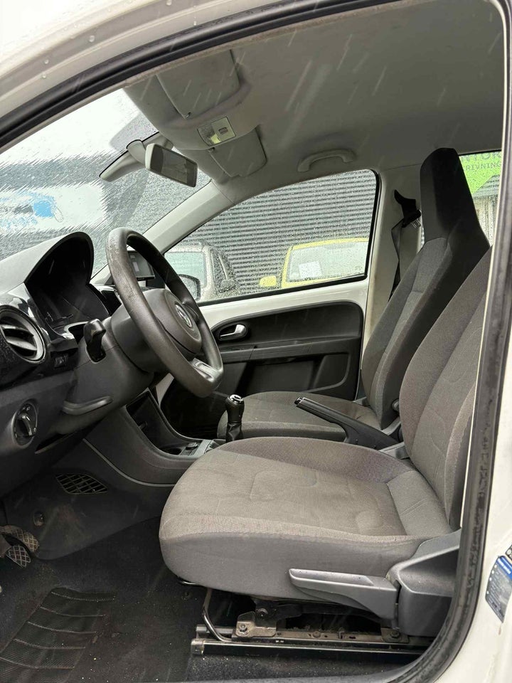 VW Up! 1,0 60 Black Up! 5d