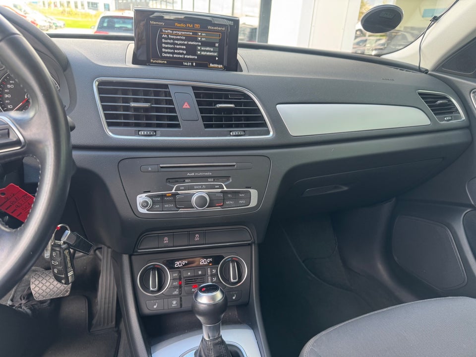 Audi Q3 1,4 TFSi 150 S-tr. 5d