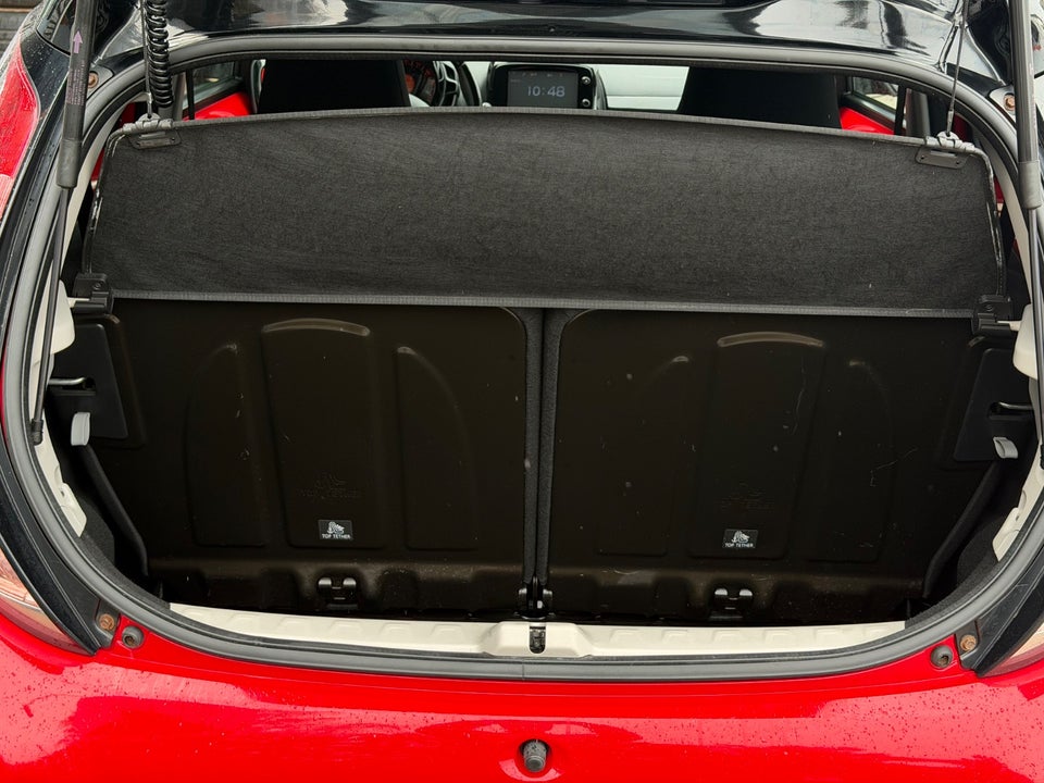 Toyota Aygo 1,0 VVT-i x-play 5d