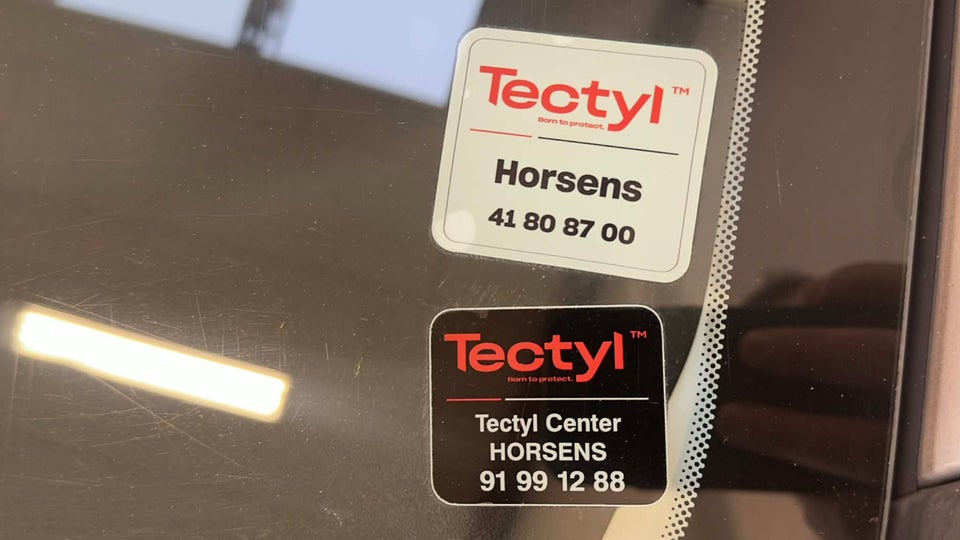 Peugeot 208 1,2 VTi Allure Sky 5d