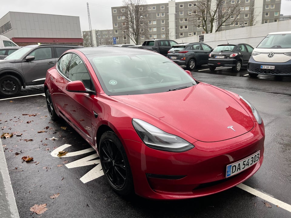 Tesla Model 3 Long Range AWD 4d