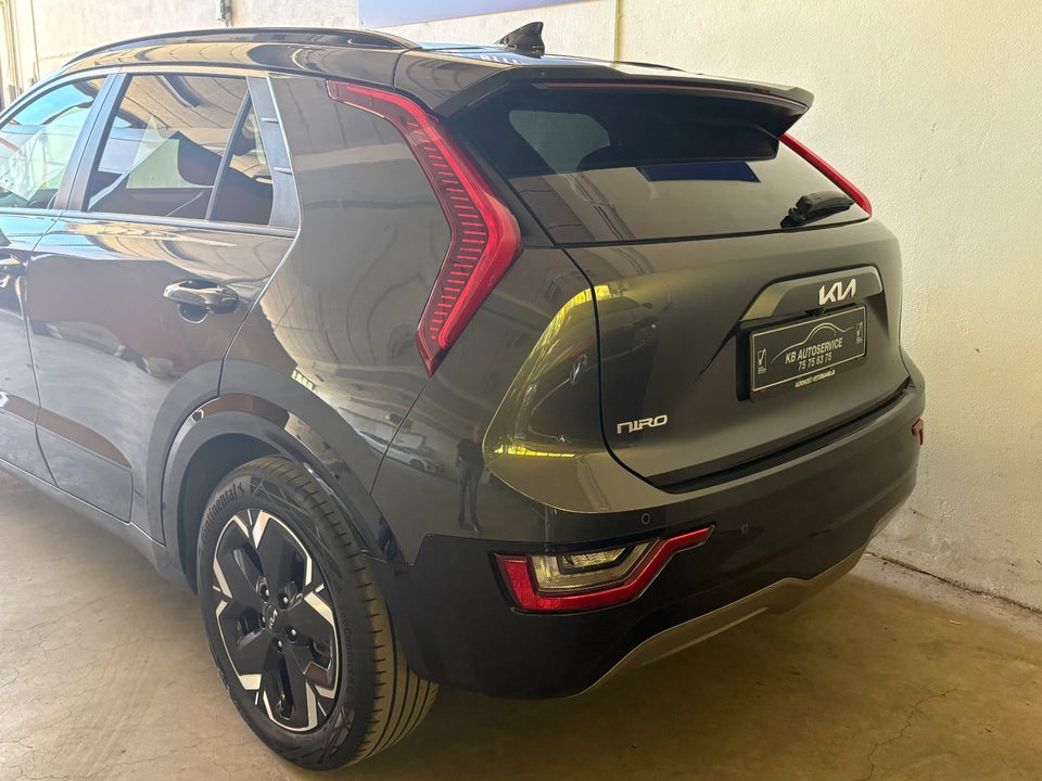 Kia Niro 64 EV Prestige 5d