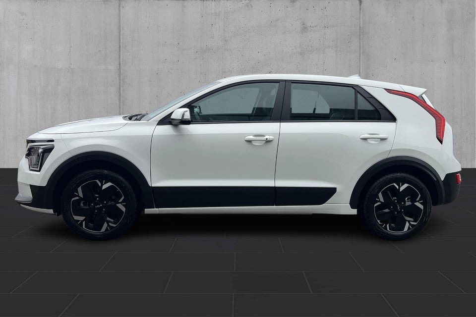 Kia Niro 64 EV Access 5d