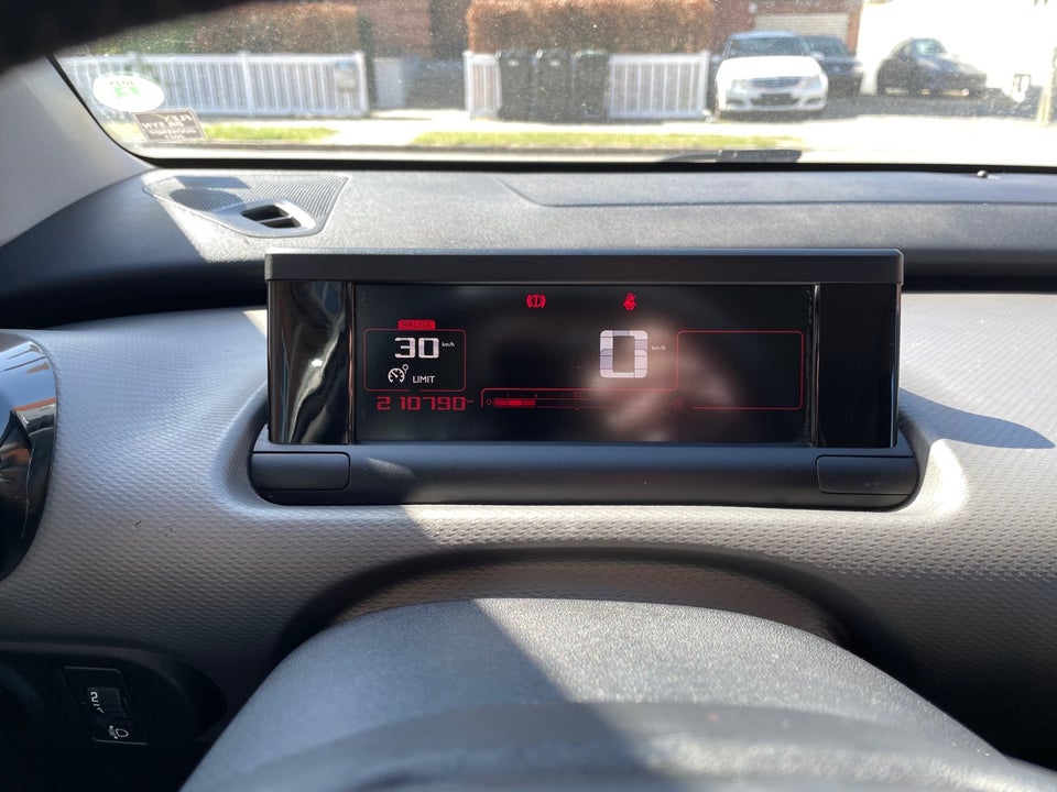 Citroën C4 Cactus 1,6 BlueHDi 100 Cool Comfort 5d