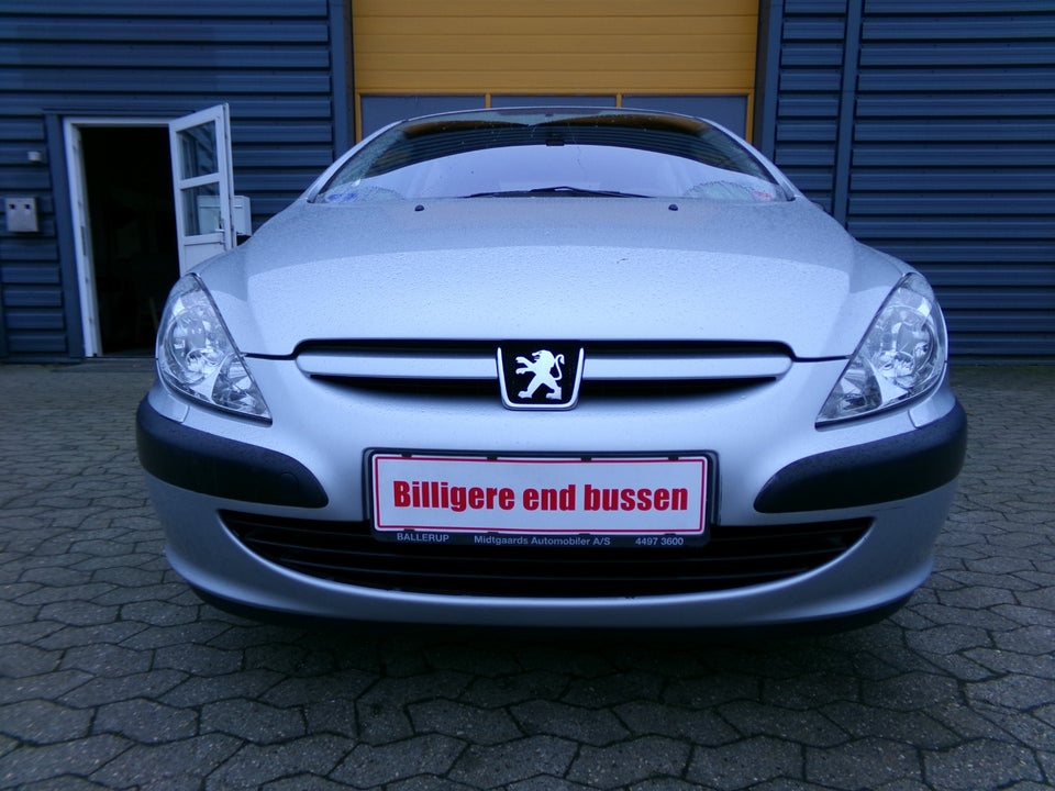 Peugeot 307 1,6 XR 5d