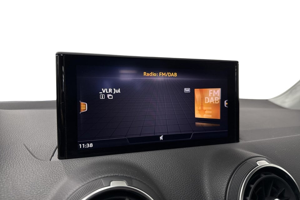 Audi Q2 35 TFSi Prestige S-tr. 5d