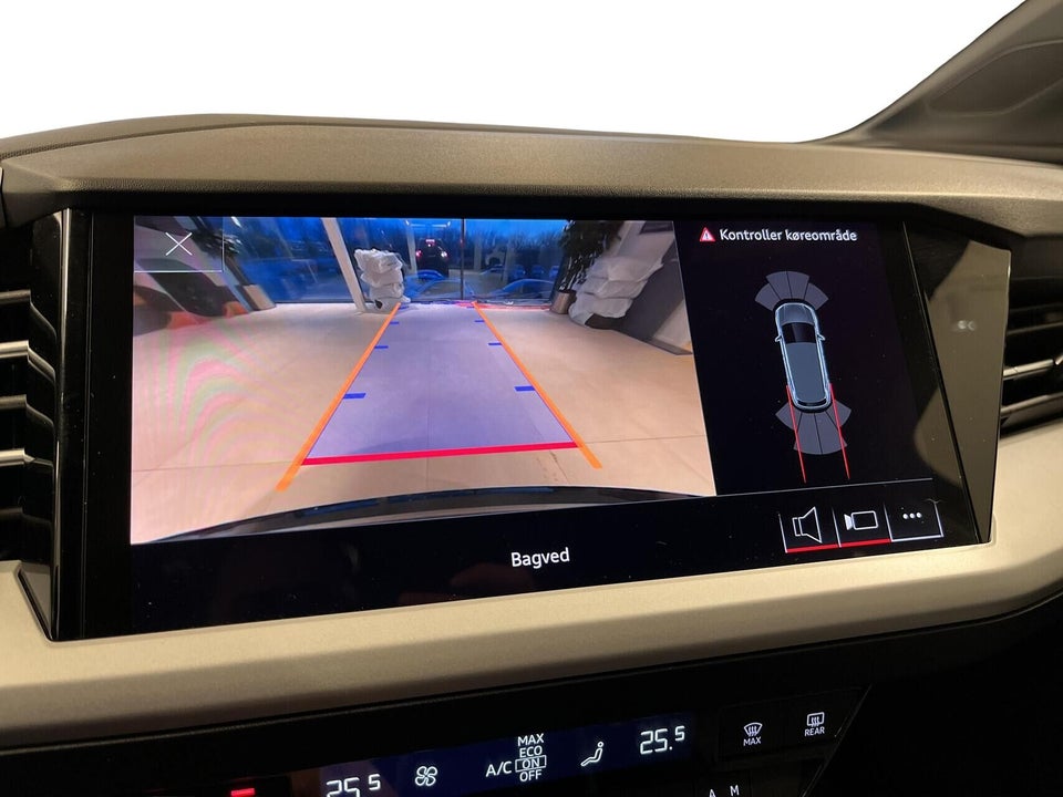 Audi Q4 e-tron 40  5d