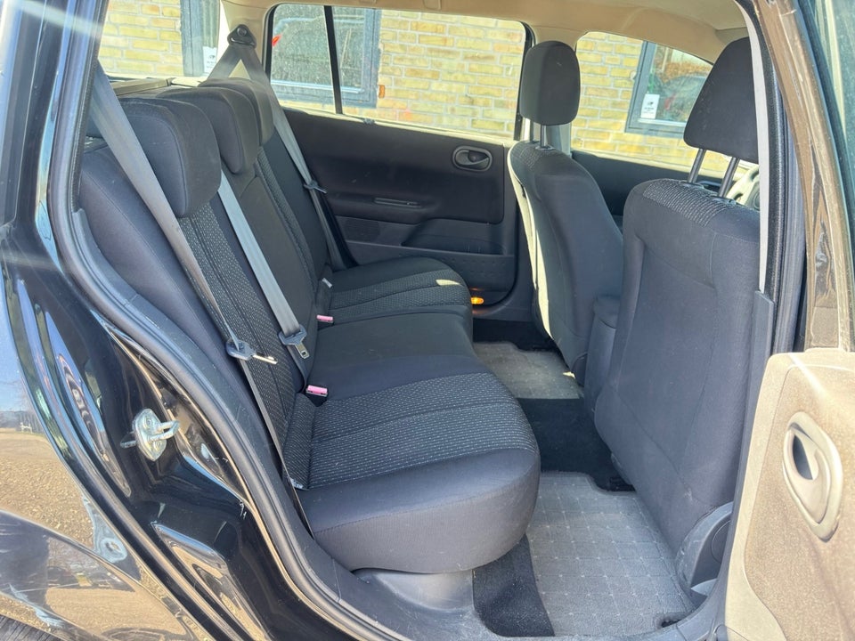 Renault Megane II 1,6 Authentique Comfort stc. 5d