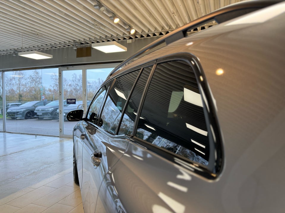 Mercedes EQB300 AMG Line 4Matic 5d