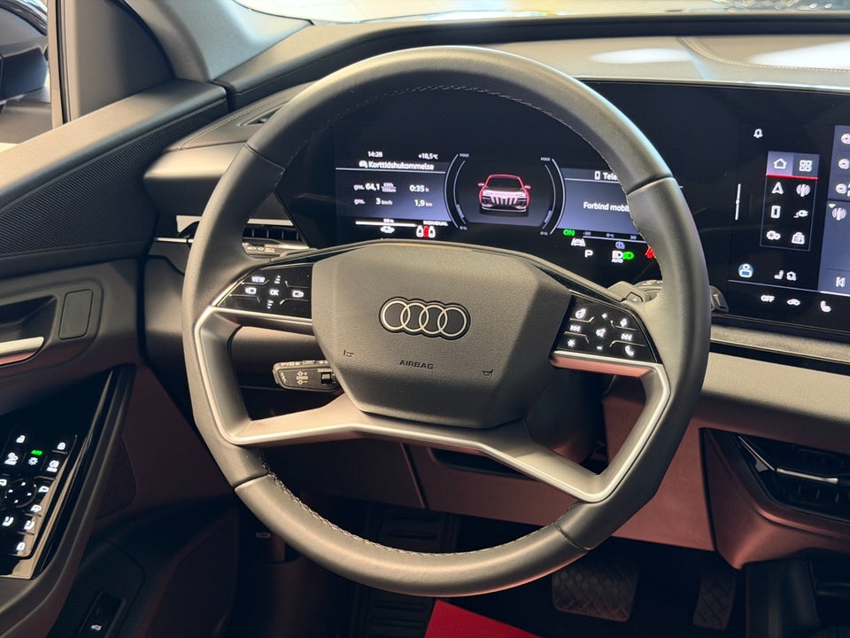 Audi Q6 e-tron S-line quattro 5d