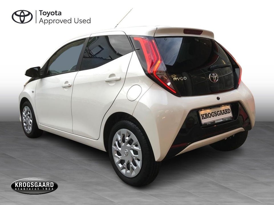 Toyota Aygo 1,0 VVT-i x-pression 5d