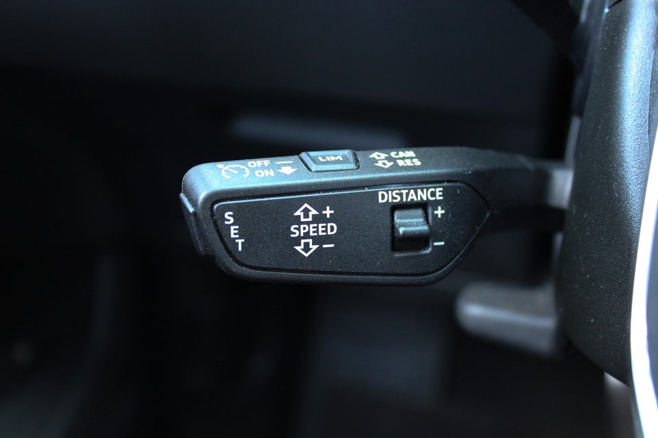 Audi Q8 e-tron 55 S-line quattro 5d