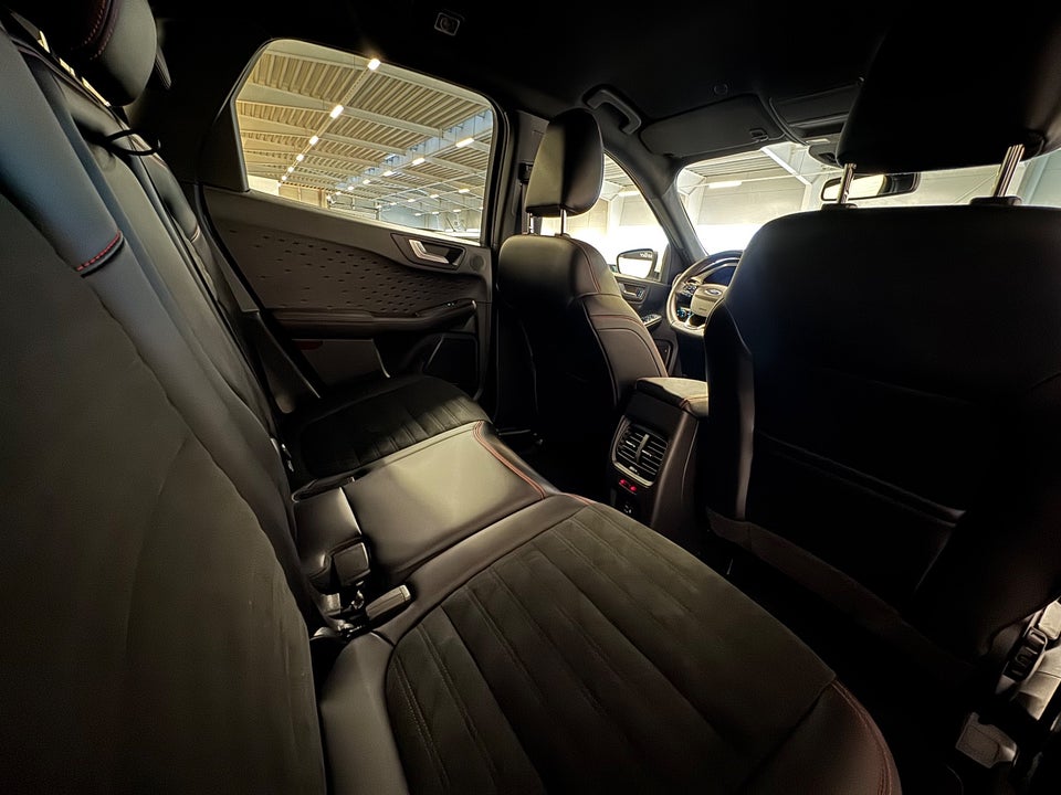 Ford Kuga 2,5 PHEV ST-Line X CVT 5d