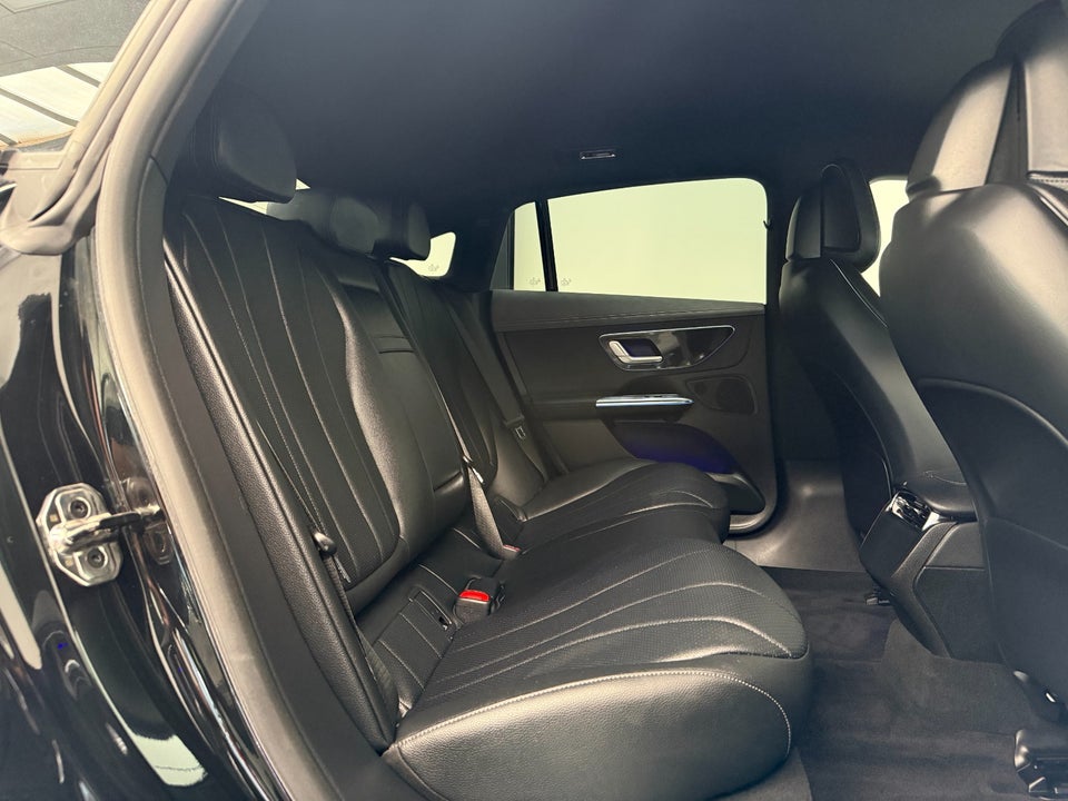 Mercedes EQE300 AMG Line 4d